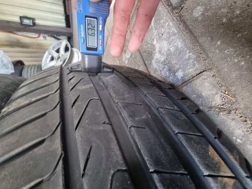 Комплект шин 235 50 r20 Pirelli Scorpion elect АО 6.5mm 22.22.22.21г 95%остаток
