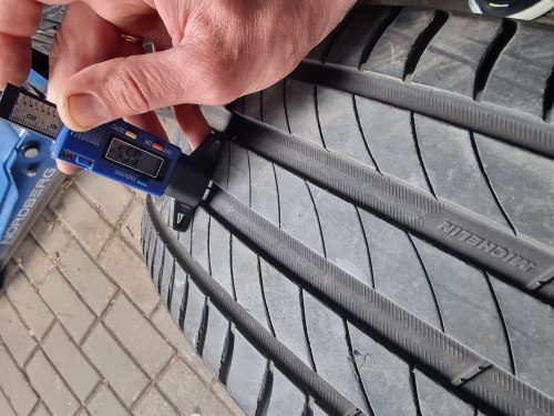 Пара шин 215 50 r18 Michelin Primacy 4+ 6.5-7мм 23-24г 95%остаток