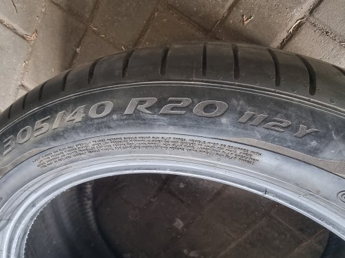 305 40 r20 Pirelli Pzero ☆rsc BMW 18г 6.5mm 90,%остаток