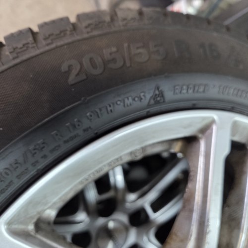 Пара шин 205 55 R16 Continental Conti Winter Contact TS830p MO 25г. Остаток 8мм