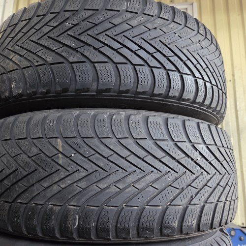Пара шин 205 55 R16 Pirelli Winter cinturato 22г. Остаток