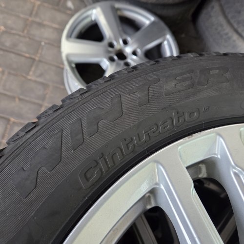 Пара шин 205 55 R16 Pirelli Winter cinturato 22г. Остаток