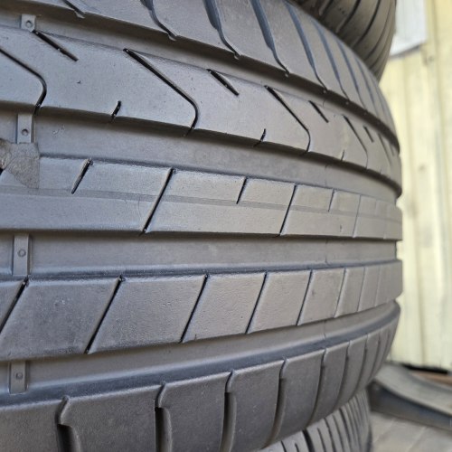 Пара шин 235 50 r20 Pirelli Scorpion elect AO 22-23г. Остаток 99%