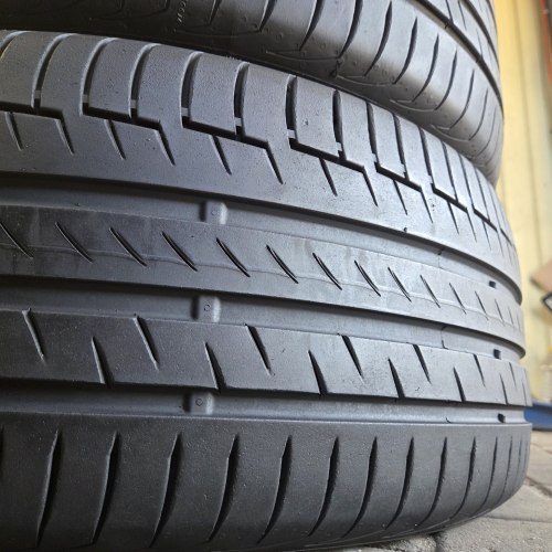 Пара шин 235 50 r19 Continental PremiumContact 6 23г-20г. Остаток 6.4мм