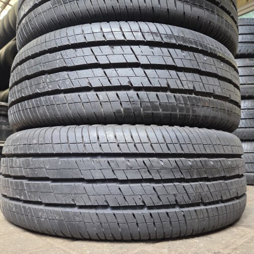 Комплект шин 215 65 R15C Continental Vanco 2 остаток 25г. 99%