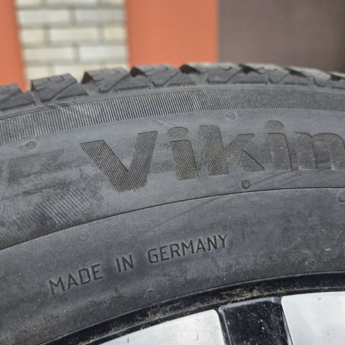 Комплект шин 255 50 R19 Continental Viking Contact 7 5021г сост.нов.99.9%остаток Липучка