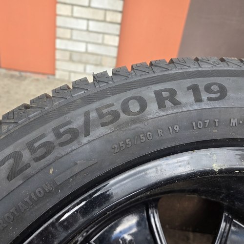 Комплект шин 255 50 R19 Continental Viking Contact 7 5021г сост.нов.99.9%остаток Липучка