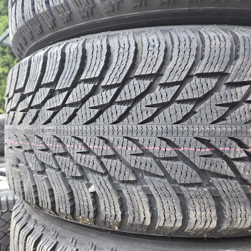 Комплект шин 275 50 R20 Nokian Hakkapeliitta R3 SUV 43н. 21г.