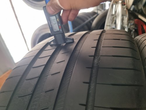 Пара шин 275 40 r18 Goodyear Eagle F1 assimetric 3 ☆ 5.2mm 85%остаток