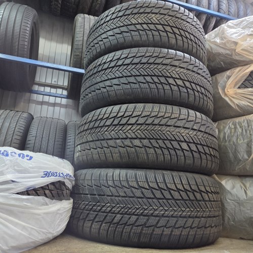 Комплект шин 255 50 R18 Bridgestone Blizzak LM.001 MO 20г