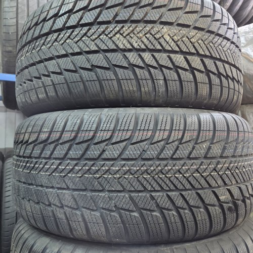 Комплект шин 255 50 R18 Bridgestone Blizzak LM.001 MO 20г