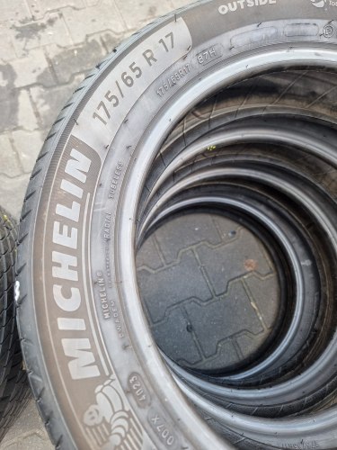 Комплект шин 175 65 R17 Michelin E primacy 40н.23г. Остаток 98%