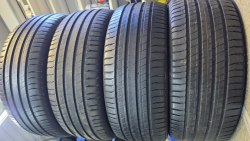 Комплект шин 235 50 R19 Michelin Latitude sport 3 accustic VOL 24г Остаток 95% минск