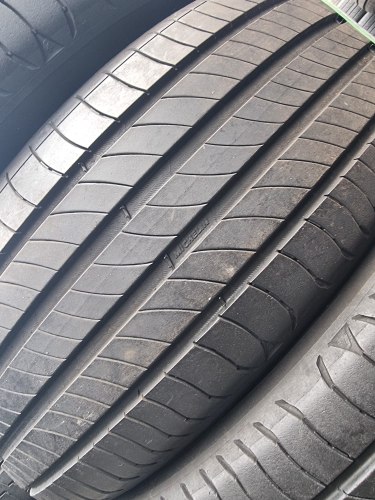 Комплект шин 235 50 R19 Michelin Primacy 4 48н.20г. Остаток 90%