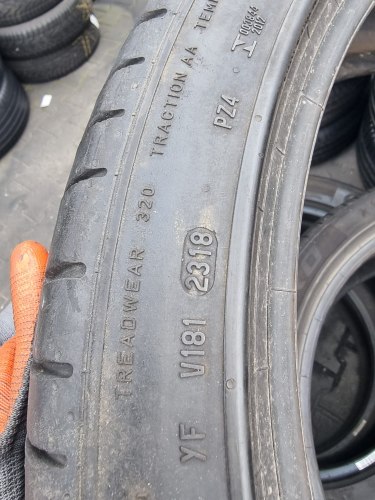 Пара шин 245 40 R21 Pirelli P zero pz4 ☆ RSC 18г остаток 85%
