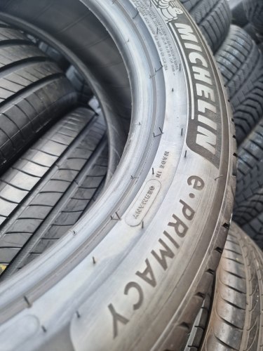 Комплект шин 195 60 R18 Michelin E primacy 21г остаток 97%