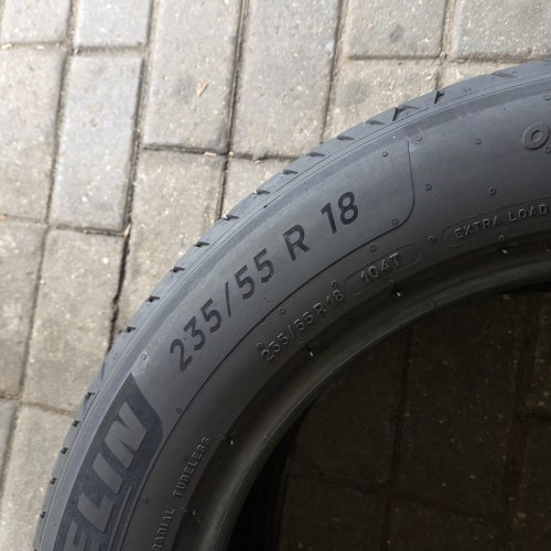 Пара шин 235 55 R18 Michelin E primacy MO 24г. Остаток 90% 6мм