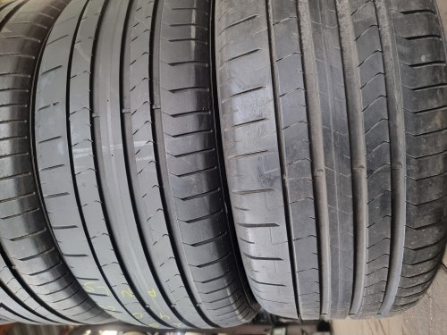Комплект шин 255 40 r20 Pirelli pzero pz4 (AO) pncs 20г 90%остаток 5.8мм