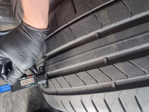 Пара шин 255 40 r20 Pirelli pzero pz4 (AO) pncs 20г 90%остаток