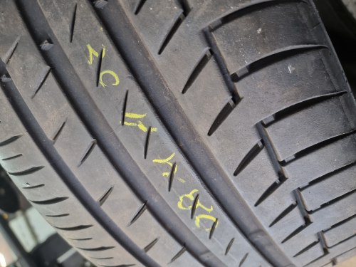 235 45 r18 Continental PremiumContact 6 98W xl косм.б. 4821г. 6мм 90%остаток