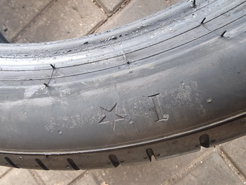 255 40 r19 Pirelli P zero pz4 08.25g. 1☆ 100Y 95%остаток