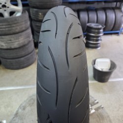 120 70 r17 Metzeler Sportec m5 interact 34н.23г. Остаток 90% прокол