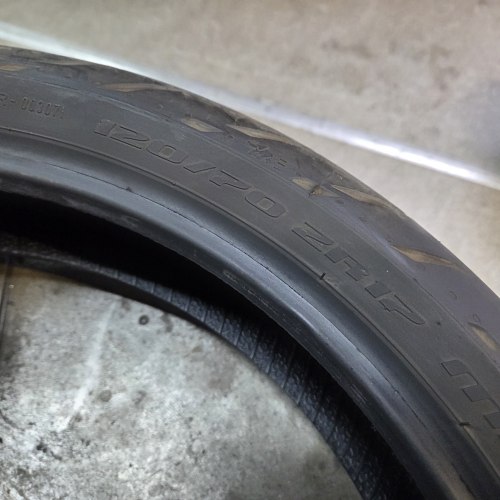 120 70 r17 Metzeler Sportec m5 interact 34н.23г. Остаток 90% прокол