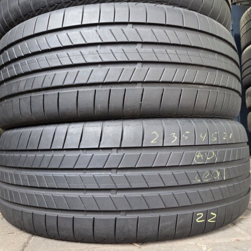 Комплект шин 235 45 r21 Bridgestone Turanza eco enliten AO 20-22г зад 255 40 R21 остаток 6.3мм