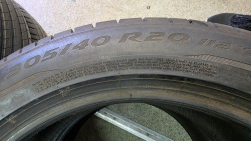 Пара шин 305 40 r20 Pirelli PZero☆rsc run flat, 23g 5.5мм 90%остаток