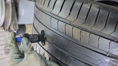 Пара шин 305 40 r20 Pirelli PZero☆rsc run flat, 23g 5.5мм 90%остаток