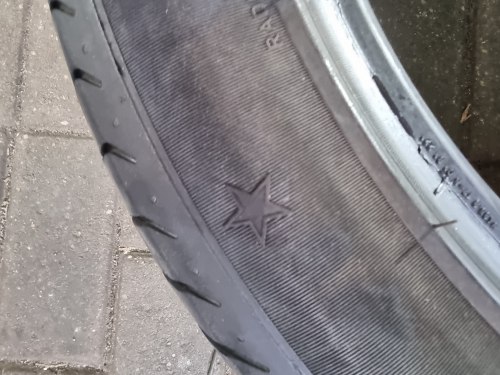 Комплект шин 245 45 R19 Pirelli Pzero ☆ мягкая, 20г.4-4.4mm 75%остаток