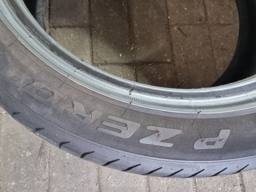 Комплект шин 245 45 R19 Pirelli Pzero ☆ мягкая, 20г.4-4.4mm 75%остаток