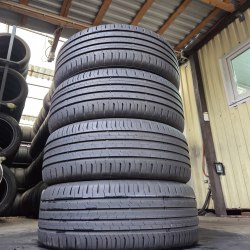 Комплект шин 215 55 R17 Continental ContiEcoContact 5 18г. Остаток 6.4-6.8мм 90%