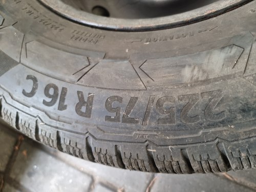 225 75 r16c Continental VanContact Winter 1920g. 121/120r 6.7mm 90%остаток
