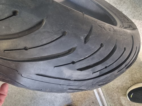 180 55 r17 Michelin Pilot Road4 2ct 19g.90% остаток