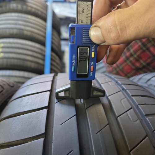 Комплект шин 225 50 R17 Good Year Efficient grip performance 17г. Остаток 7мм