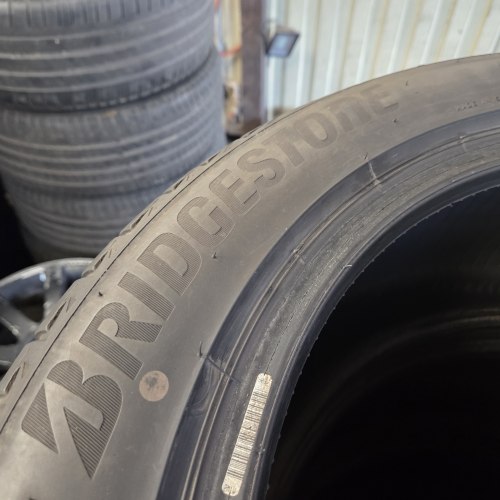 Пара шин 255 45 R18 Bridgestone Turanza T005 21г. Остаток 6.3мм