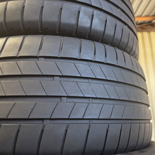 Пара шин 255 45 R18 Bridgestone Turanza T005 21г. Остаток 6.3мм