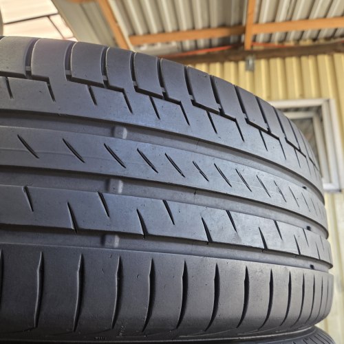 Пара шин 235 55 R19 Continental PremiumContact 6 XL 21г. Остаток 6мм