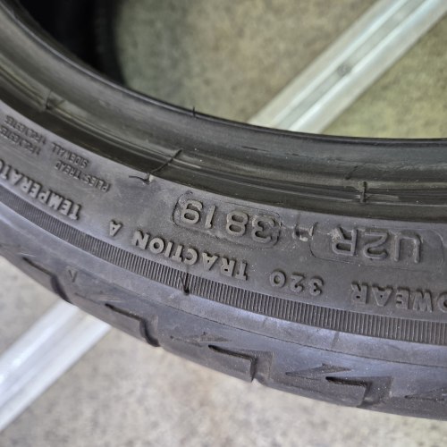 Пара шин 225 40 R19 Bridgestone Turanza T005 19-21г остаток 6.6-7.4мм