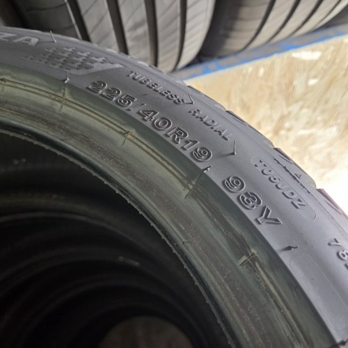 Пара шин 225 40 R19 Bridgestone Turanza T005 19-21г остаток 6.6-7.4мм