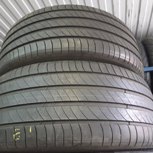 Пара шин 235 50 R19 Michelin Primacy 4 s1 21-22г. Остаток 90% 6.1мм 2 латки
