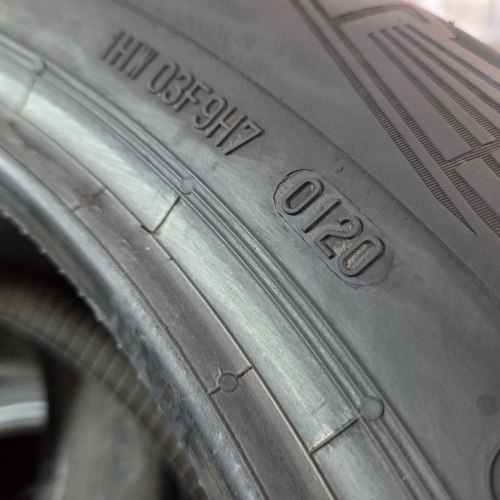 Пара шин 215 55 r18 Continental All Season Contact 20г. Остаток 7.8 мм 90%