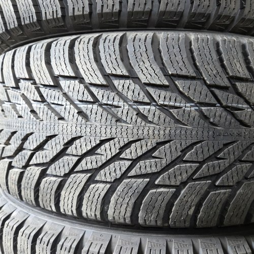 Комплект шин 225 45 R18 Nokian Hakkapeliitta R3 21г. Остаток 99.9%