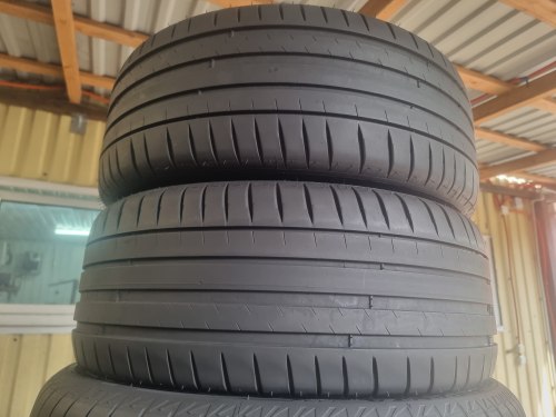 Пара шин 225 45 r17 Michelin Pilot sport 4 5mm 22/23г. 90%остаток