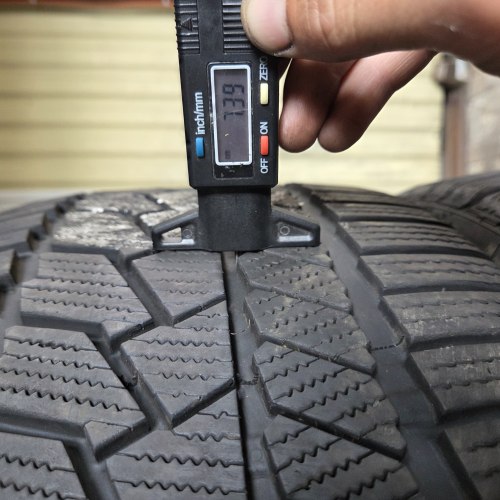 Комплект шин 255 35 R19 Continental Winter Contact TS 860 s SSR 18г. Остаток 7.3-5.7мм