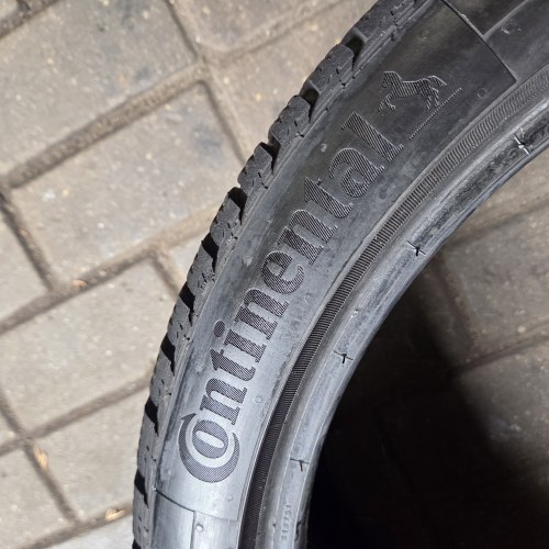 Комплект шин 255 35 R19 Continental Winter Contact TS 860 s SSR 18г. Остаток 7.3-5.7мм