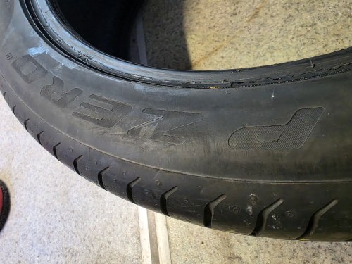 275 40 r19 Pirelli P zero 18g. 6mm 101Y