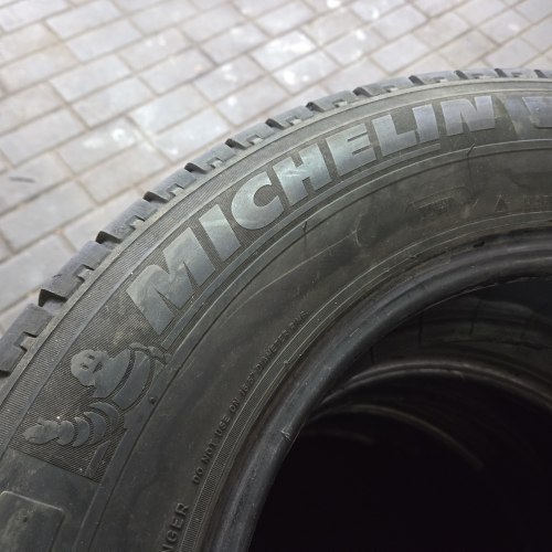 Пара шин 225 65 R16C Michelin Agilis 47н.17г. Остаток 5мм
