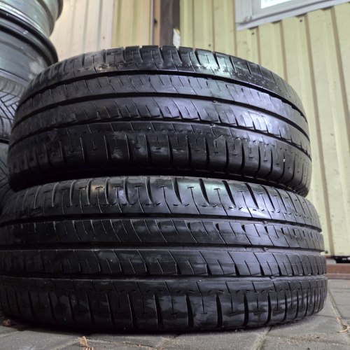Пара шин 225 65 R16C Michelin Agilis 47н.17г. Остаток 7.9 мм